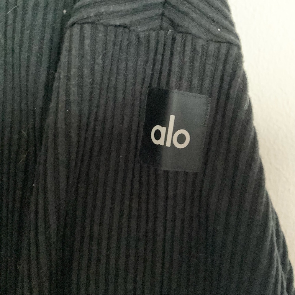 Alo Yoga Muse Hoodie Black XS - Picture 10 of 13